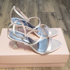 Sophia Webster White Heels with Pearl Detail